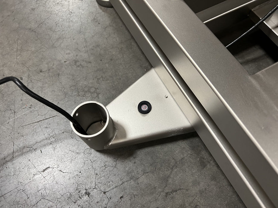 US-BT BenchTek Stainless Steel Floor Scale For Industrial Weighing - Northline Scale