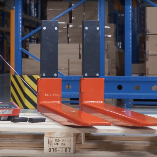 US-iF42 Class II “iForks” 42″ Wireless Forklift Scale (5,000 lb x 5 lb)