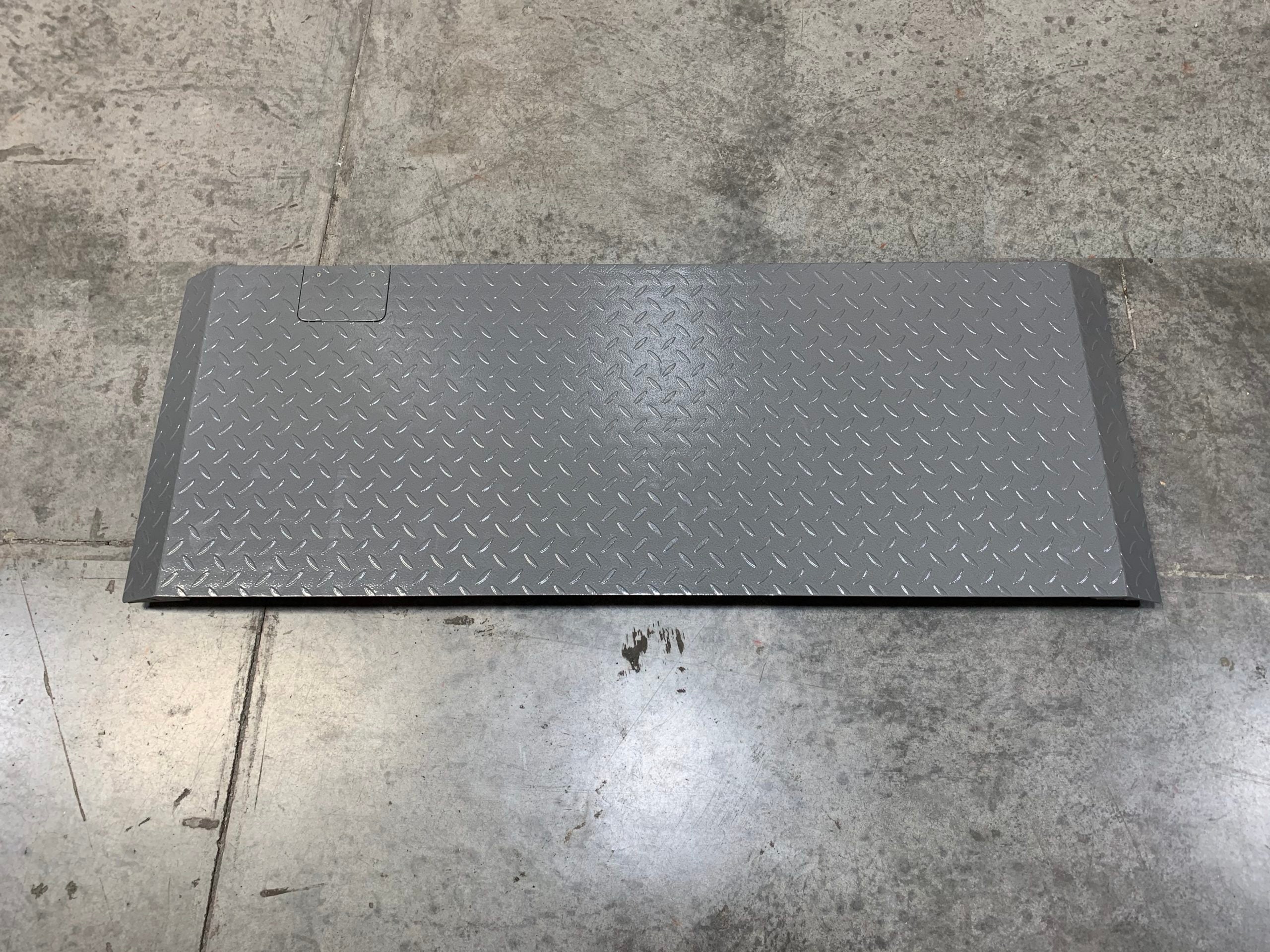 textured steel deck for pig platform scale